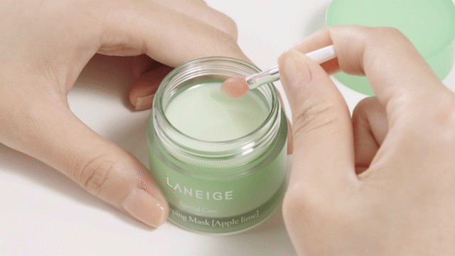 lip-sleeping-mask-texture-02-apple-lime ماسک لب لانیژ