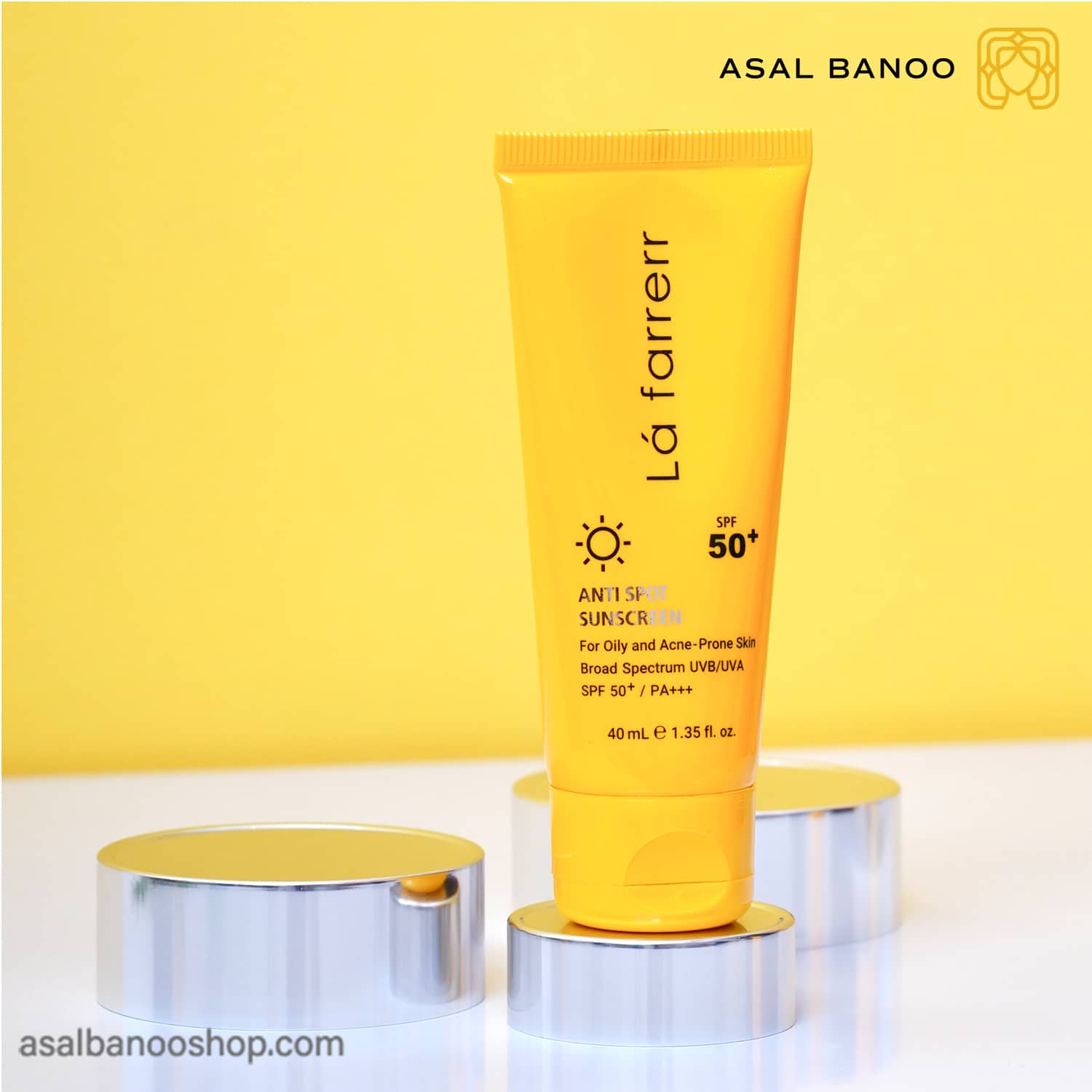 کرم ضد آفتاب و ضد لک بی رنگ لافارر مدل SPF50 مناسب پوست های چرب -min کرم ضد آفتاب و ضد لک بی رنگ مخصوص پوست های چرب و مستعد آکنه SPF50