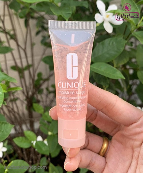 Clinique-Moisture-product روش مصرف ژل آبرسان سوپرشارژد مویسچر سرج کلینیک 15 میل