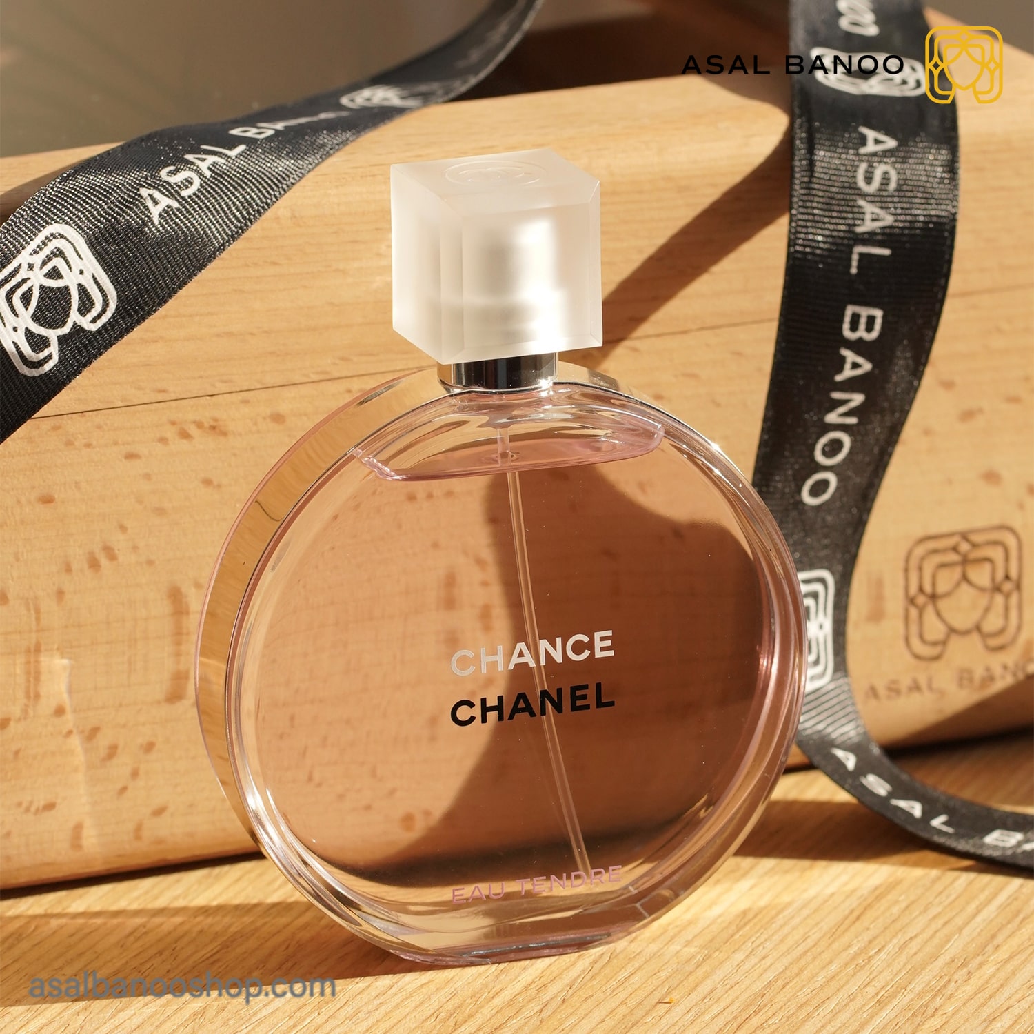 عطر شنل چنس او تندر-min عطر شنل چنس او تندر