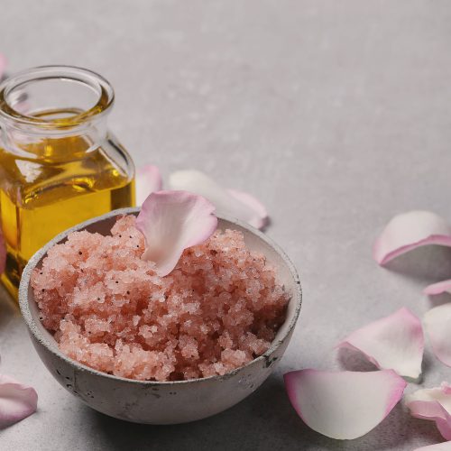 best-foreign-scrubs فواید استفاده از اسکراب صورت
